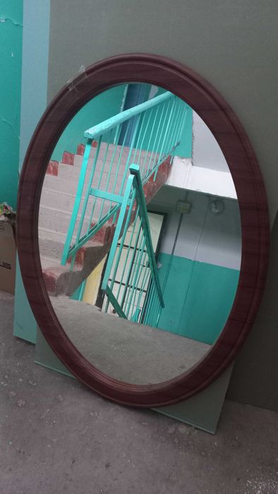 Зеркало для спальной