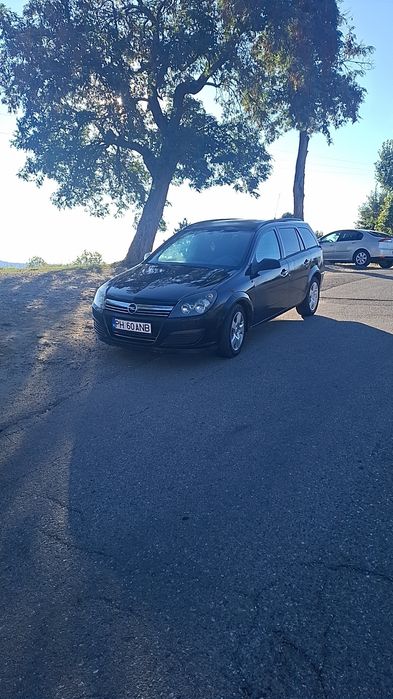 Vând Opel Astra H