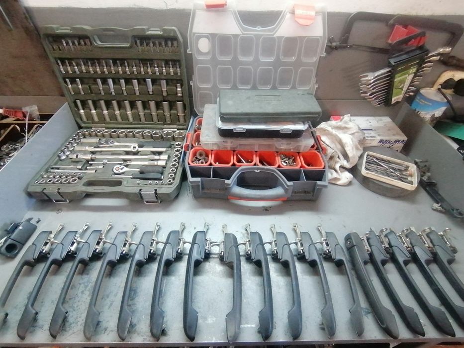 Автомобильные ручки