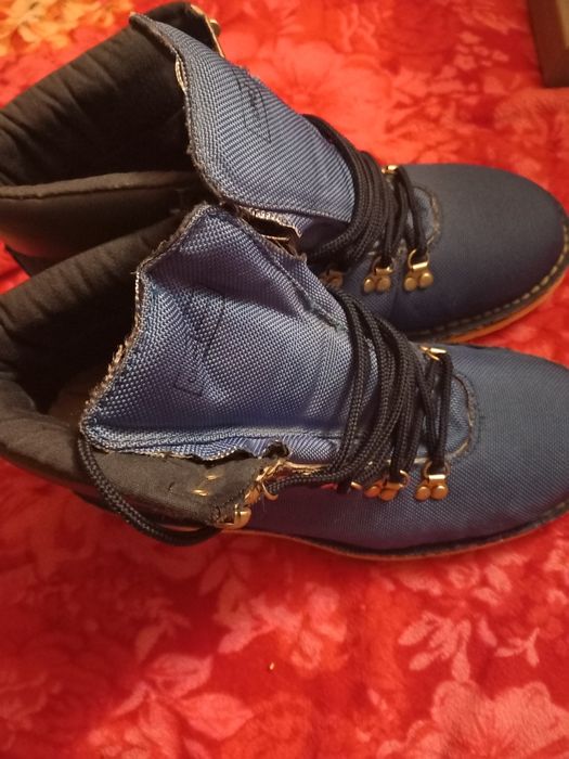 Bocanci jachin jons nr 42