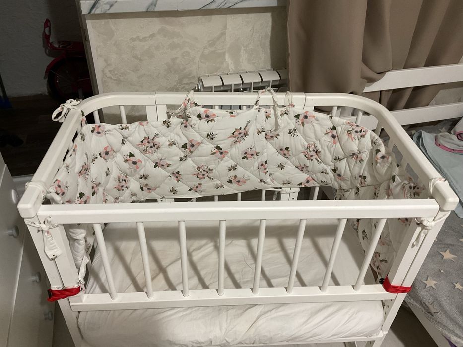 Продам детскую кроватку