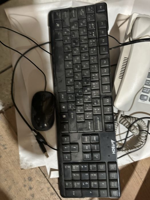 Клавиатура, мышка, 2 наушников