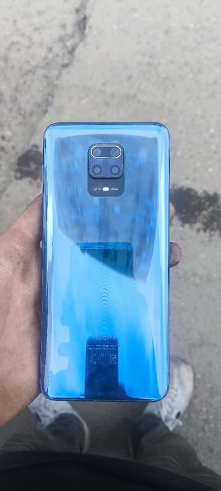 Продам телефон Xiaomi Redmi Note 9