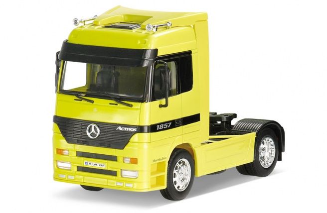 MAN TGX Volvo Scania влекач - мащаб 1:32 на Welly моделите са нови в к