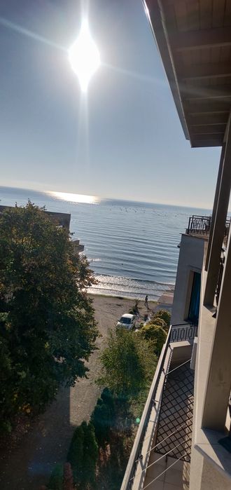 Първа линия в Равда двустаен