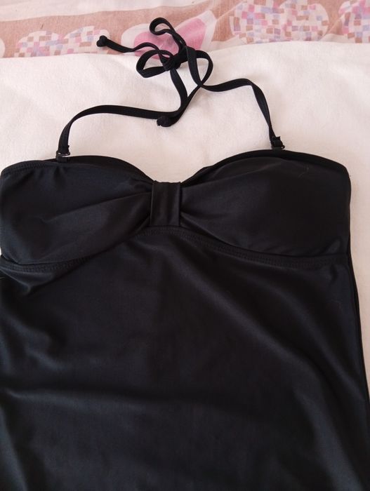 Costum de baie și sort