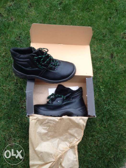 Bocanci  Ghete  Echipament