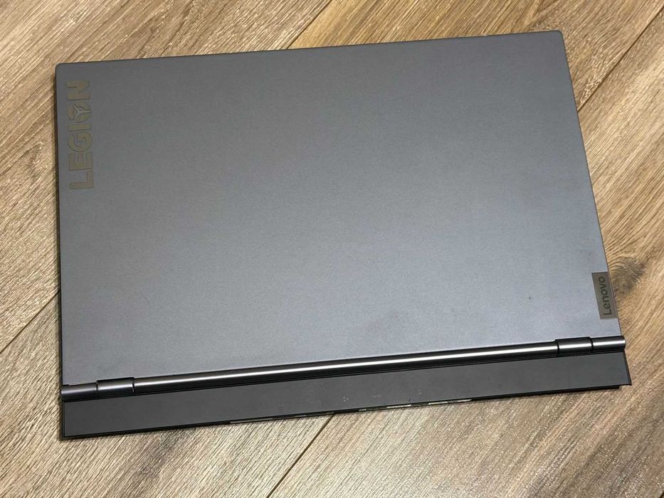 Lenovo Legion 7 i7-10750H/16GB RAM/1TB NVMe Samsung/RTX 2070 Super