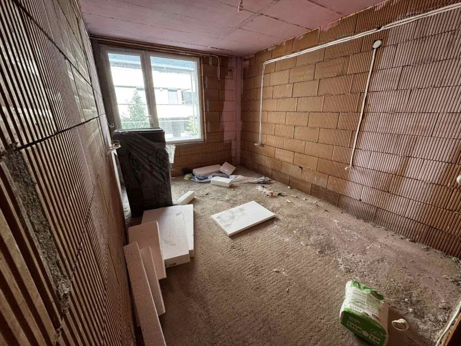 Продава се Тристаен апартамент в София, Красна поляна 2 - 78 кв.м за 1086 €/кв.м - Снимка #1