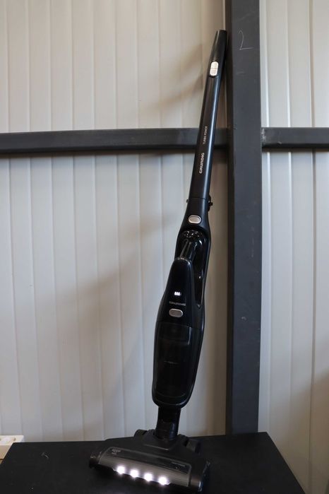 Grundig VCH 9932 Ръчна прахосмукачка 2 в 1