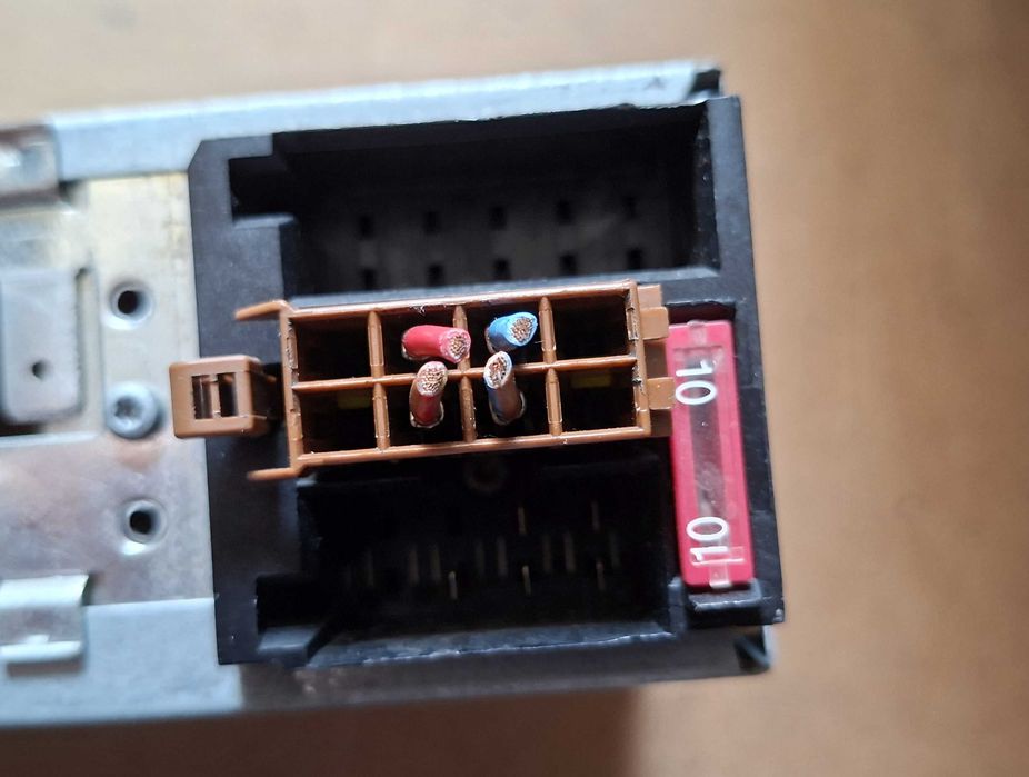 Ретро радиокасетофон за кола BLAUPUNKT - ESSEN RCR 127