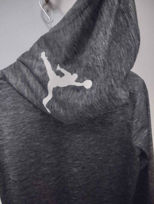 Nike Jordan hoodie детски размер за ръст 152.