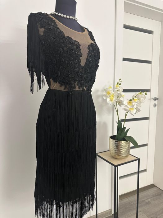 Rochie eleganta franjuri