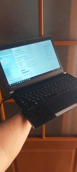 Ноутбук  Toshiba