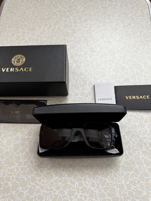 ochelari versace