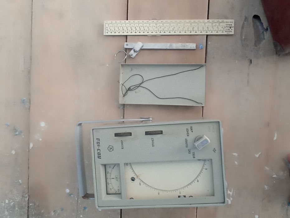 Izolyatsiya qarshiligini o‘lchash asbobi ПЗ-10Д (megommmetr)