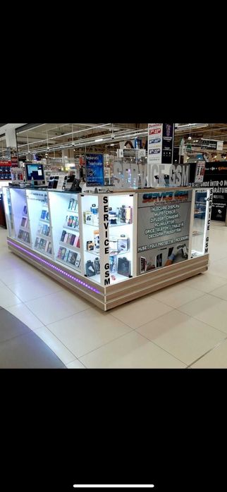 Caut investitor insula gsm/folii/huse colosseum mall