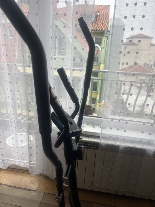 Продавам кростренажор