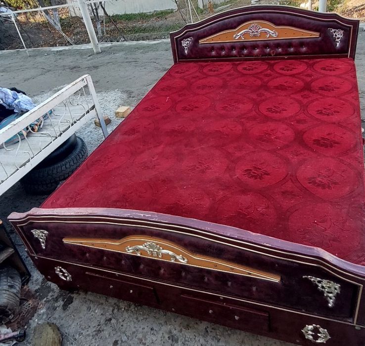 Спальни сотилади.Тез ва арзон нархда