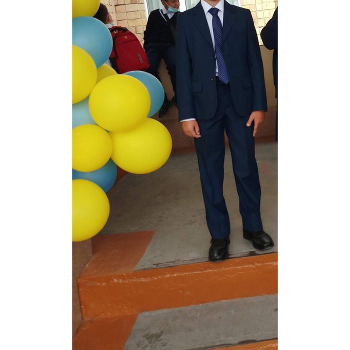 Костюм брюки пиджак 10.000