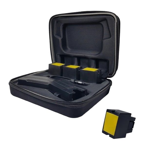 Pistol taser cu electrosoc, 4 rezerve, toc inclus