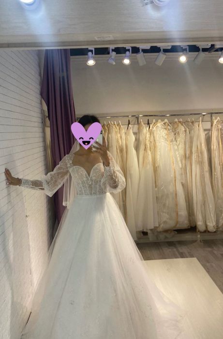 Продам элегантное свадебное платье