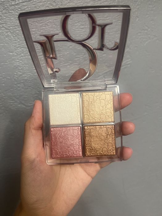 Dior Backstage Glow Face Palette в оттенке 001 Universal