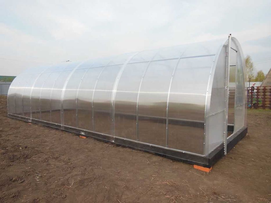 Теплицы в наличии