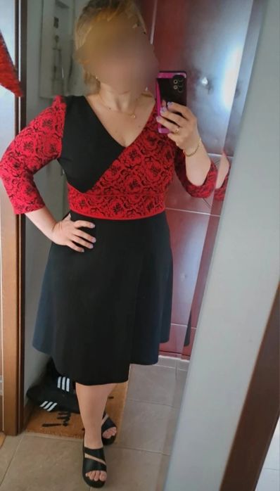 Rochie groasa, ideala pentru masa de craciun