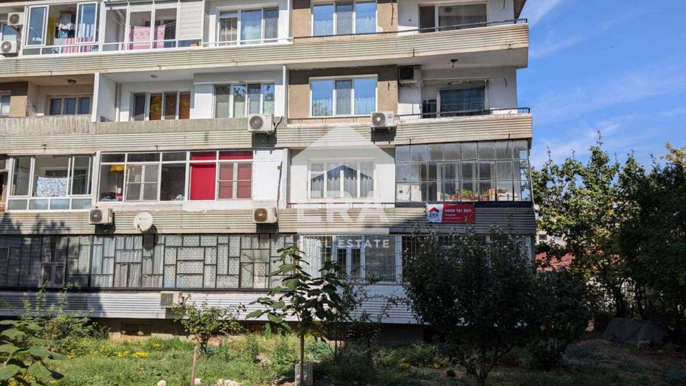 Продава се Четиристаен апартамент в Шумен, Център - 88 кв.м за 1246 €/кв.м - Снимка #1