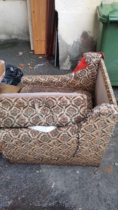 Transport Moloz Evacuare Moloz Debarasare Apartamente