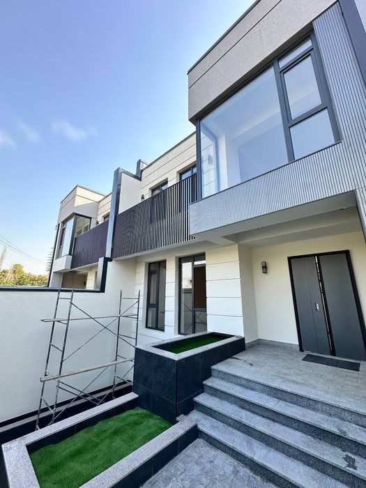 Продаются 2 коттеджа "близнецы", Циалковского, МирзоУлугбекский р-н