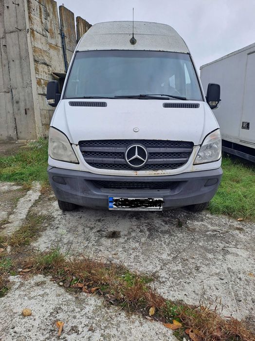 Dezmembrez Mercedes Sprinter  mot.3.0 CDI Euro 4 punte dubla