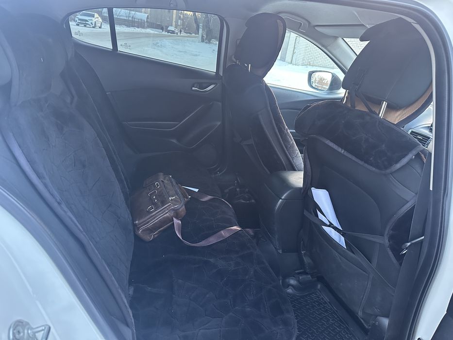 Продам mazda 3, 2014г/в, 1,5 объем