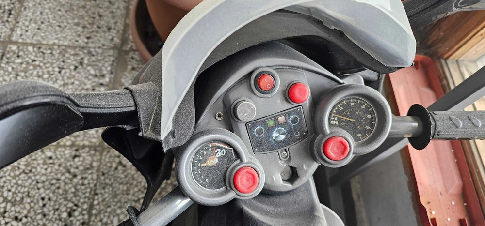 Електрическо моторче за деца