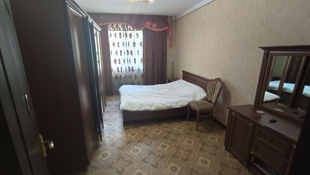 Метро Максим Горький 3 комнатная кв