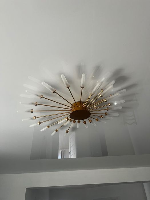 Lustre living aurii