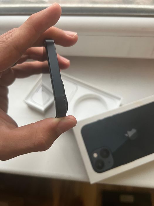 iPhone 13 128GB — хорошее состояние
