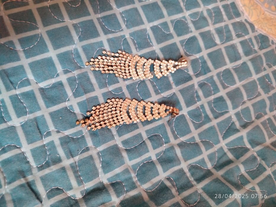 Aksessuarlar  taqinchoqlar