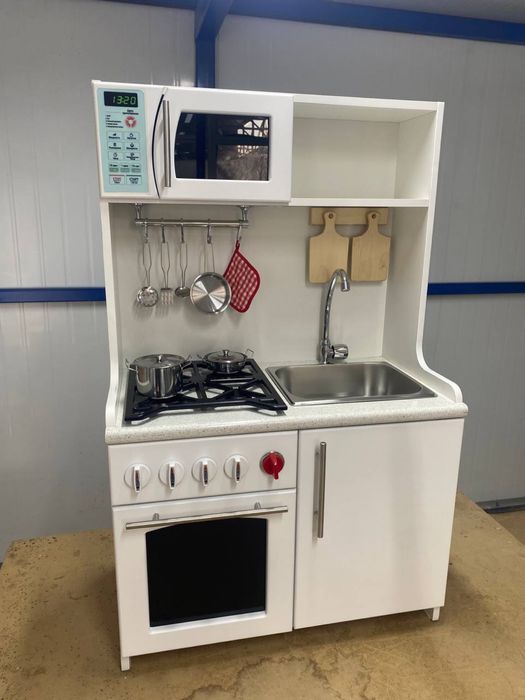 Детская игровая  кухня