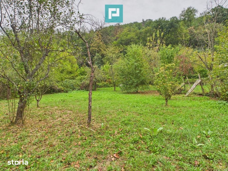 Teren de 1440mp în Lipova pentru o casă de vacanță