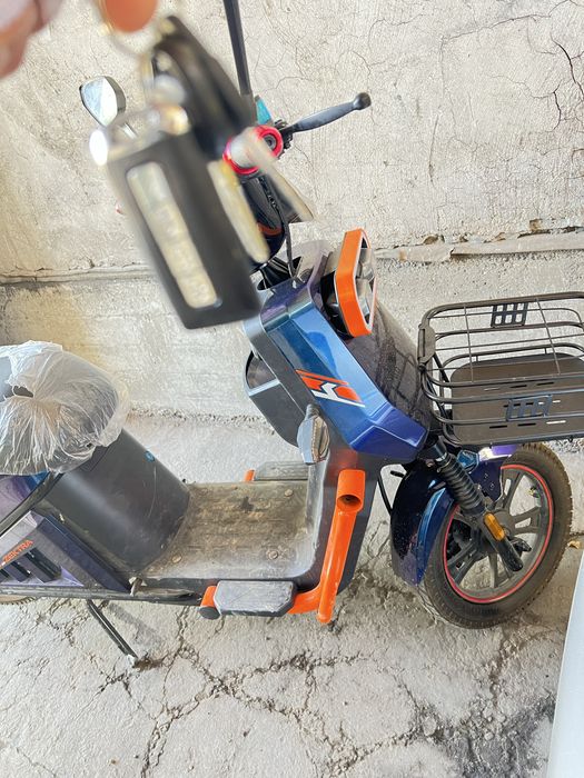 Skuter yangi atigu 100 km yurgan