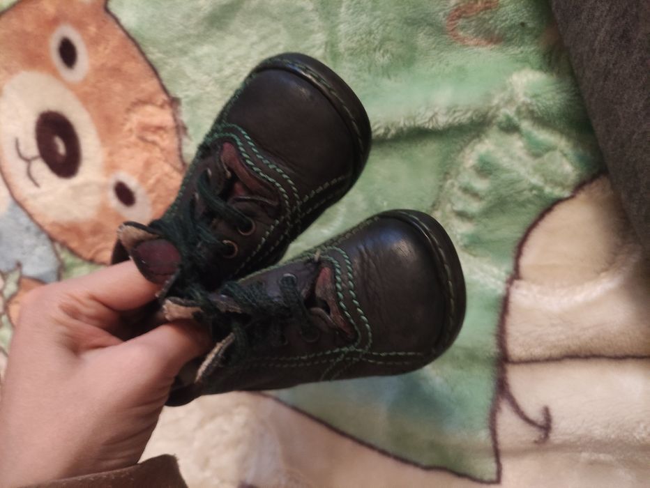 Продаю ботиночки осень