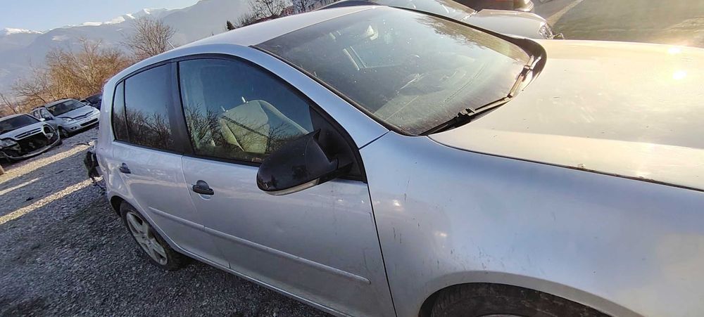 VW Golf 2,0 TDI, Фолксваген Голф 5 на части! Юли 2006