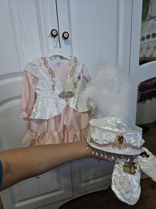 1 жасқа көйлек тақия башмағымен