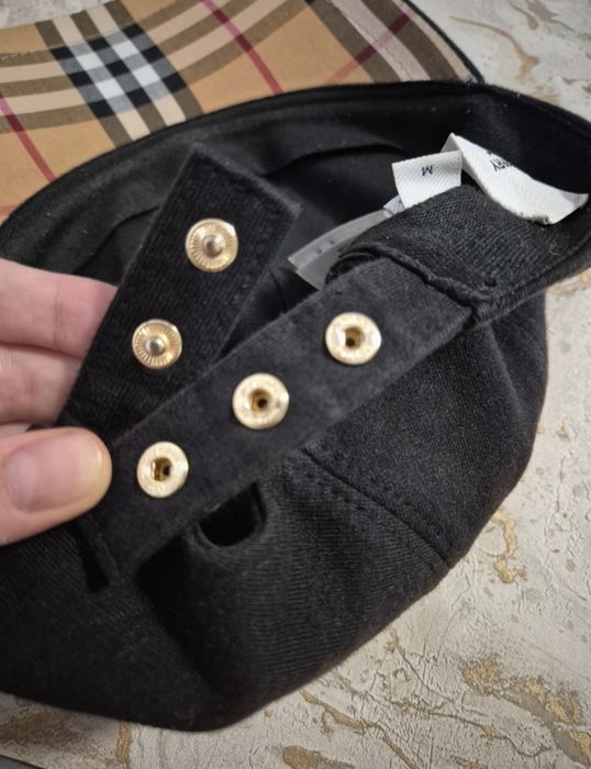 Șapcă Burberry originală