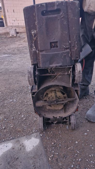 Газонокасилка электрическая