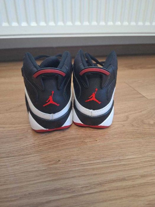 Ghete Jordan marimea 33,5 (mărime europeană)