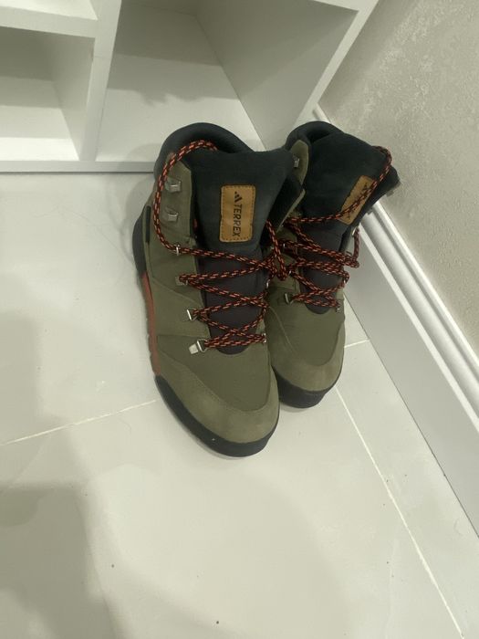 Крассовки terrex