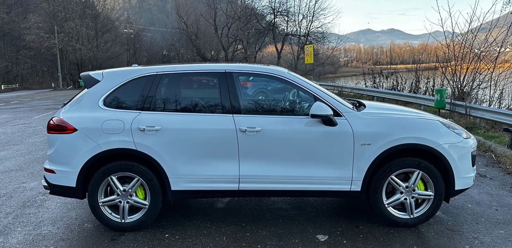 PORSCHE Cayenne 2016 — imagine 2